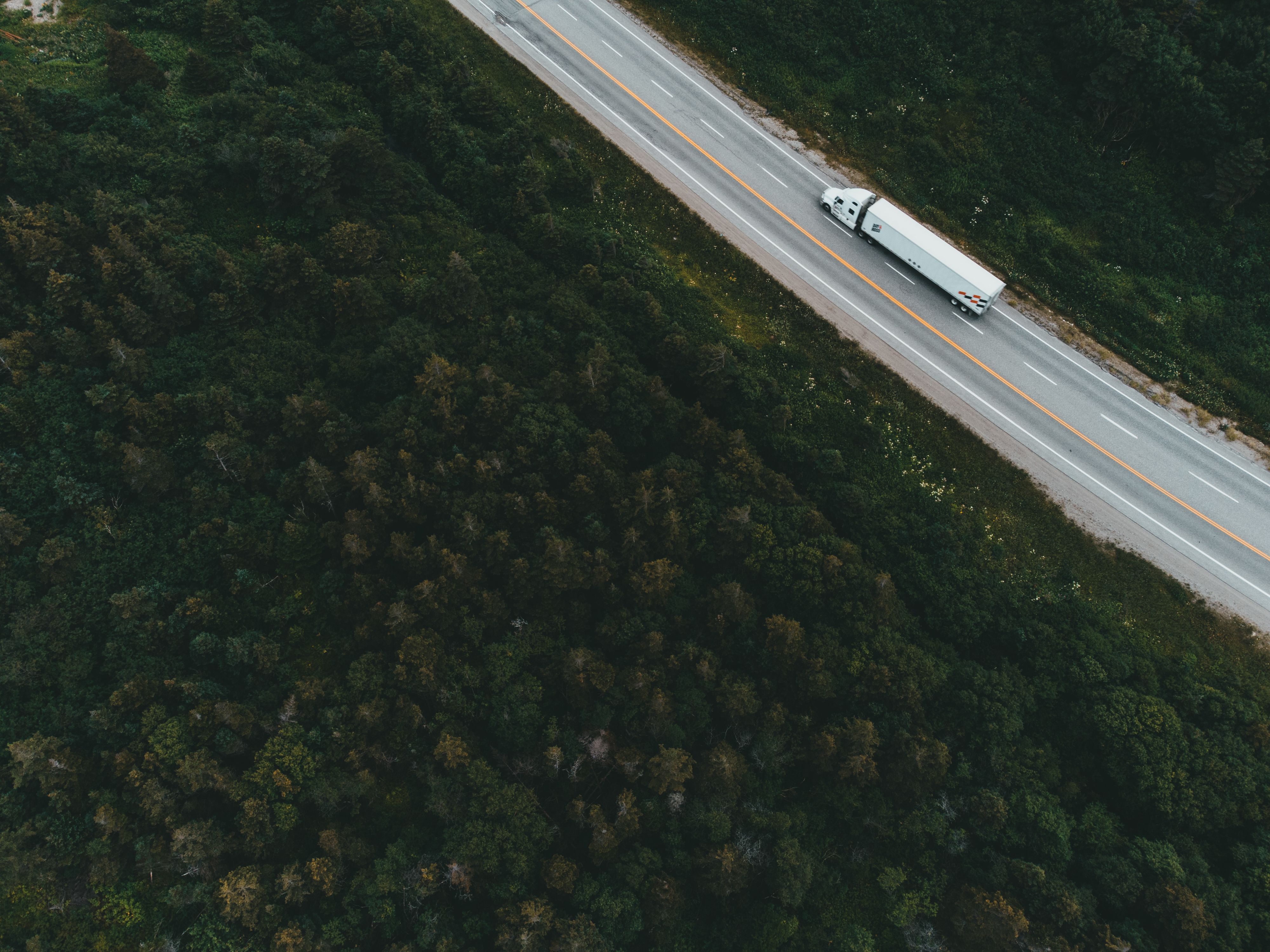 Fleet compliance training for commercial drivers